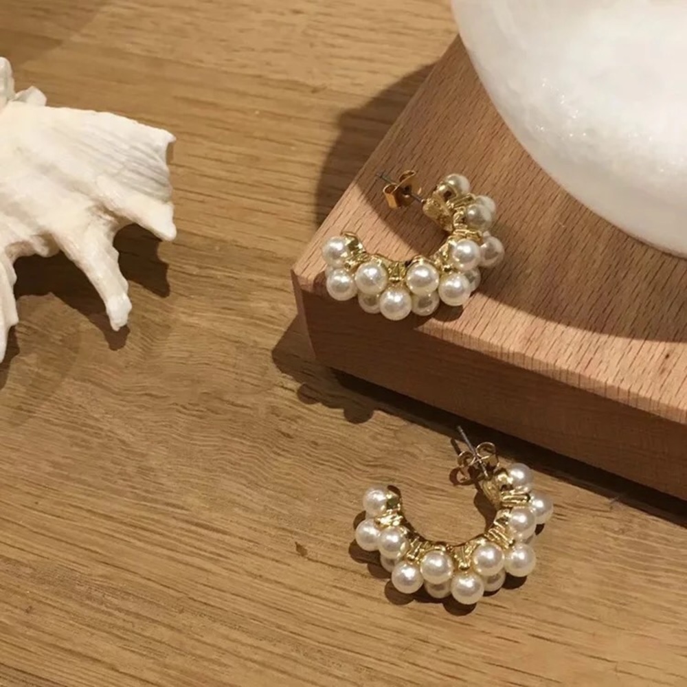 SOLDWhite pearl earrings